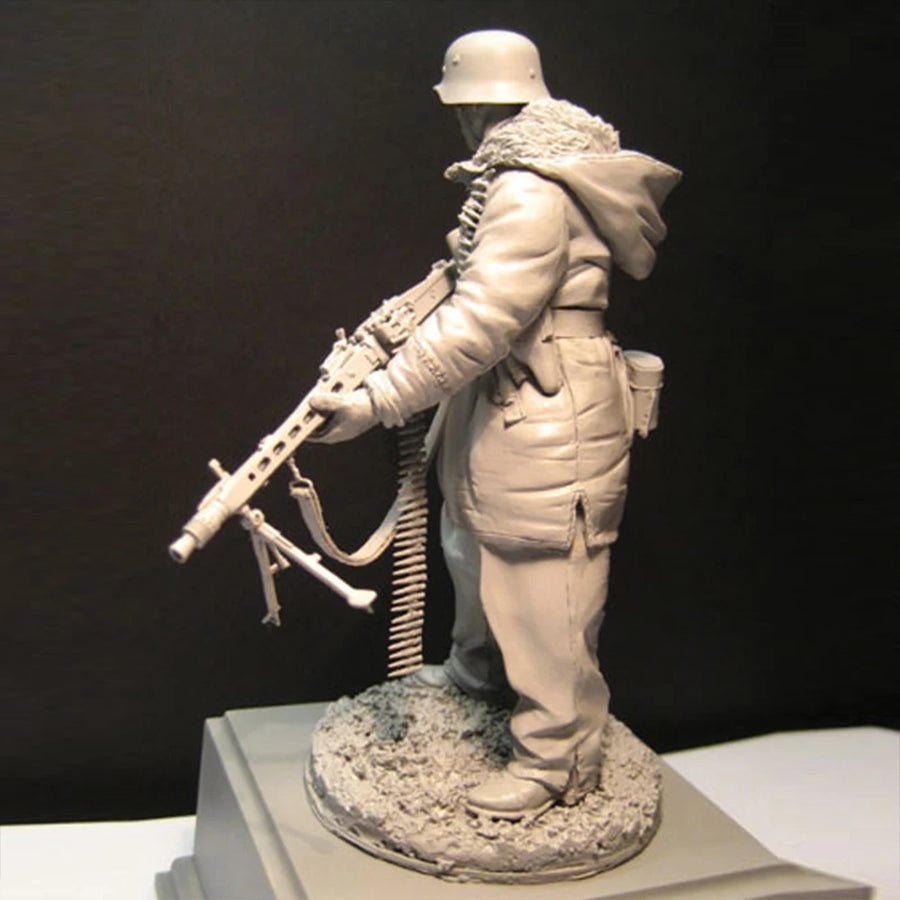 WWI German Machine Gunner Holtinghalkov Front 1/16 Resin Figure Kit - 1/16 resin model view 4