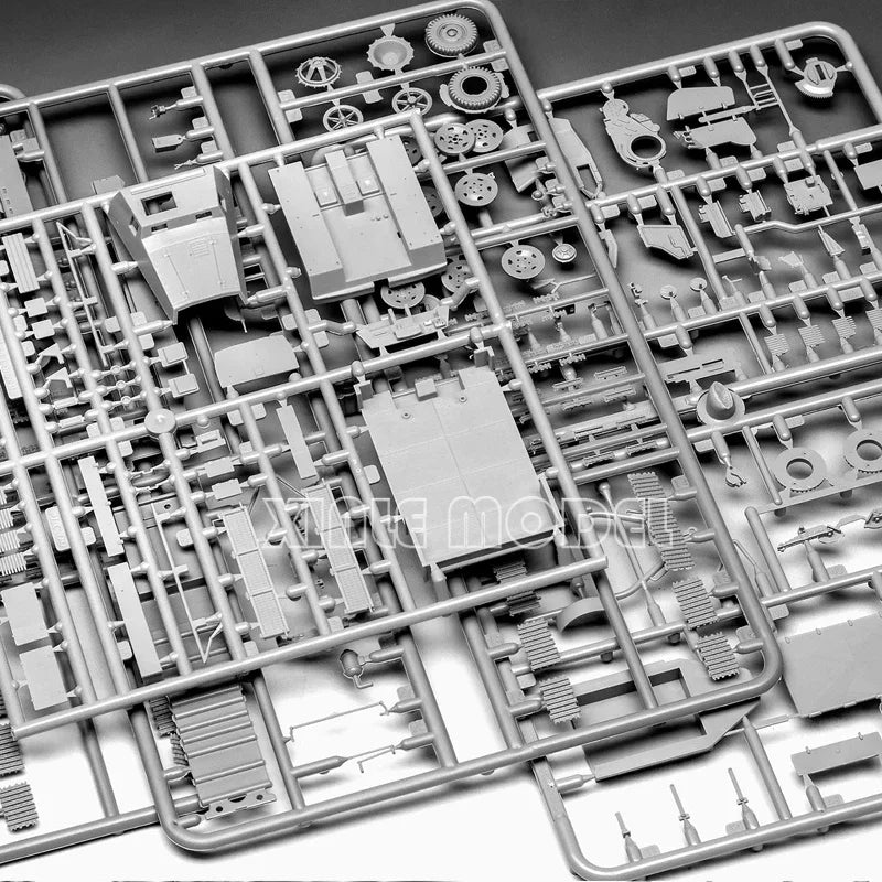 WWII German sWS with Flak43 SD.AH58 1/72 Resin Model Kit - 1/72 resin model view 3