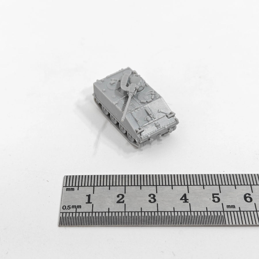 M114A1 Armored Personnel Carrier 1/144 Resin Model Kit - 1/144 resin model view 2