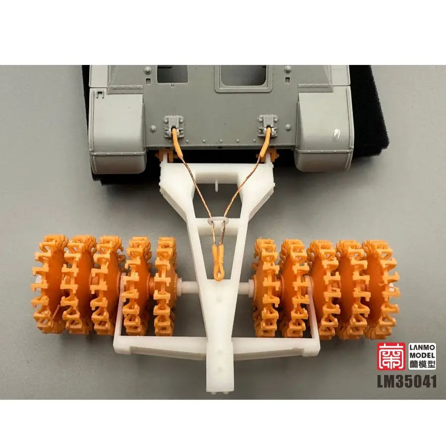 Soviet T-34 Tank Mine Roller Kit 1/35 Scale Resin Model - 1/35 resin model view 2