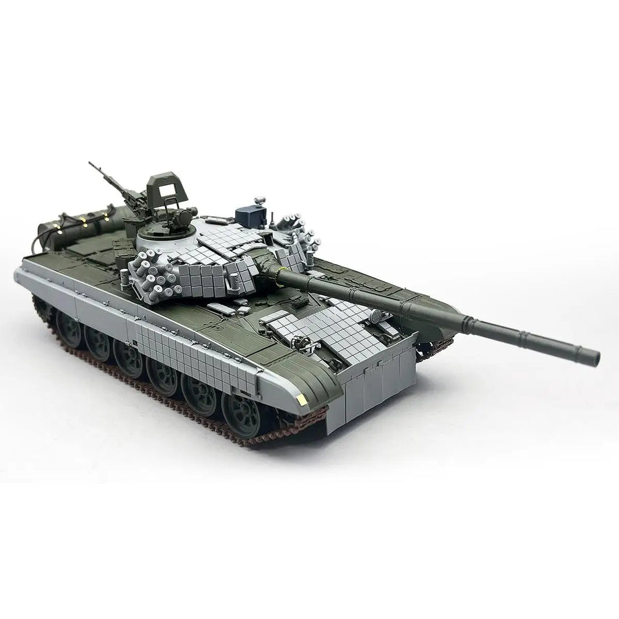 PT-91 Twardy Polish Main Battle Tank 1/35 Resin Model Kit - 1/35 resin model view 5