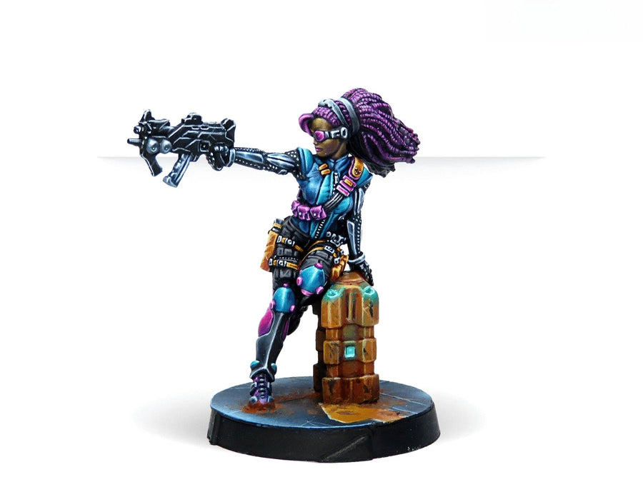 Sci-Fi Cyberpunk Characters Set with Futuristic Weapons 40mm Resin Figure Kit - resin model view 3