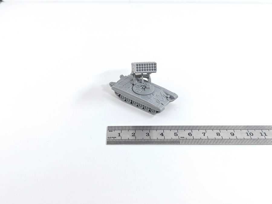 TOS-1A Solntsepek Thermobaric Rocket System 1/144 Resin Kit - 1/144 resin model view 2