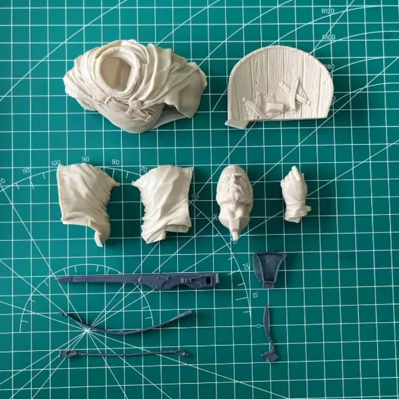 Teutonic Knight with Axe 1/10 Scale Resin Bust Kit - 1/10 resin model view 2