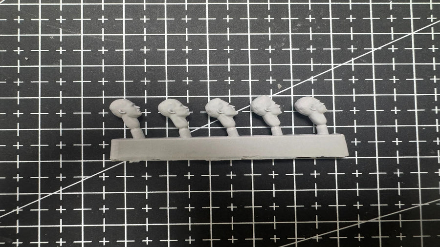1/35 Military Helmets Set (Resin Accessory) - resin model view 2