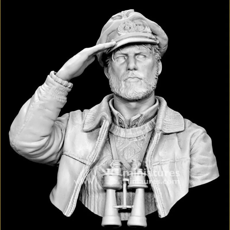 WWII Aviator or Observer with Binoculars 1/10 Resin Bust Kit - resin model view 3