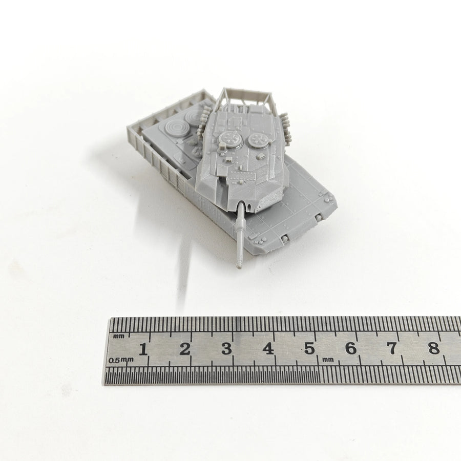 Leopard Tank Evolution Set 1/144 Resin Model Kit - 1/144 resin model view 2