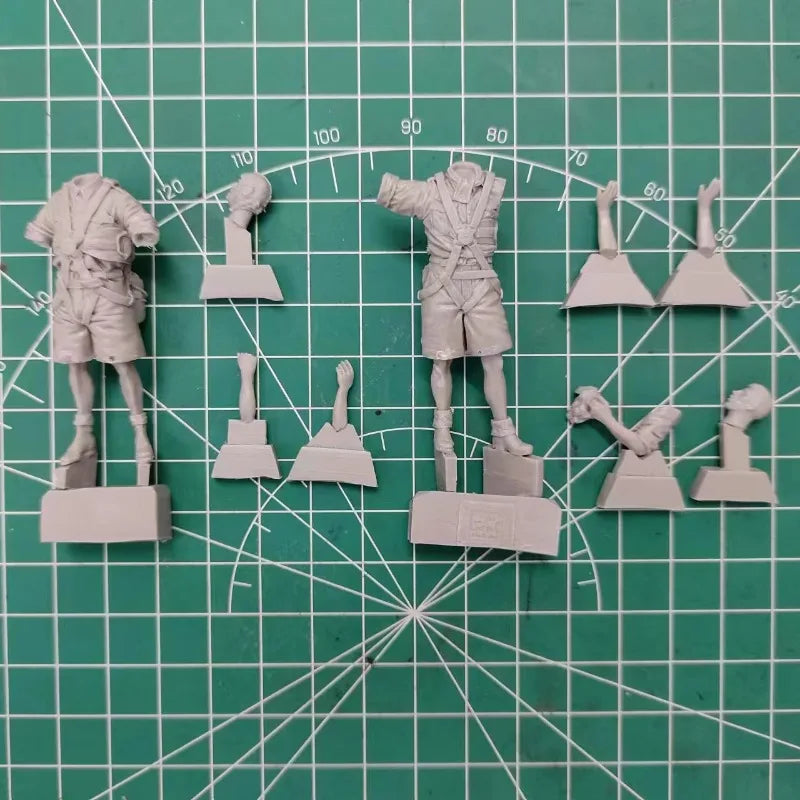 WWII German Luftwaffe Pilots Africa 1/32 Resin Figure Kit - 1/32 resin model view 2