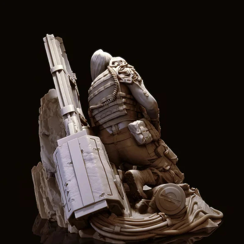 Female Sci-Fi Soldier with Rifle 1/24 Resin Figure Kit - 1/24 resin model view 3