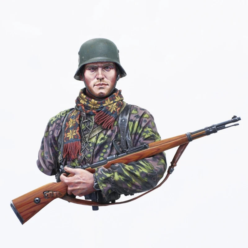 WWII German Infantryman with Rifle 1/10 Resin Bust Figure - 1/10 resin model view 2