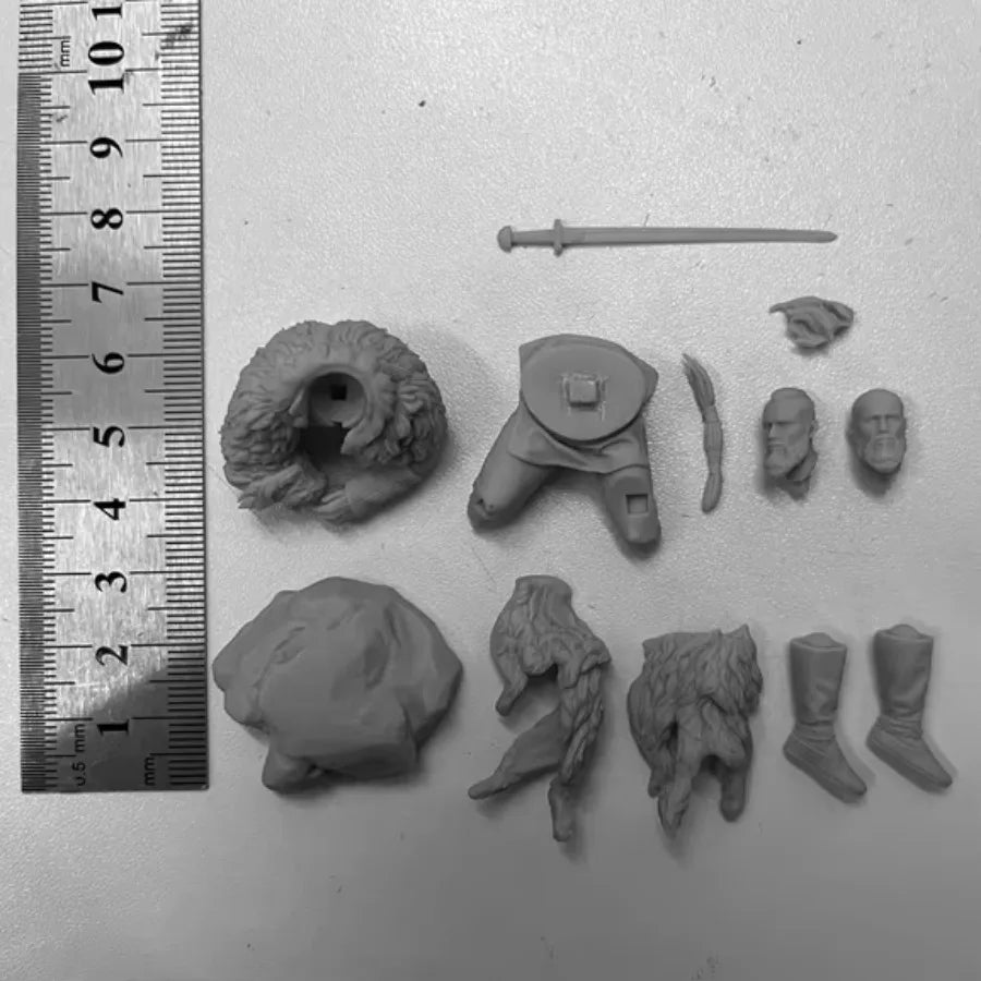 Bjorn Ironside Viking Warrior 1/24 Resin Figure Kit - 1/24 resin model view 4
