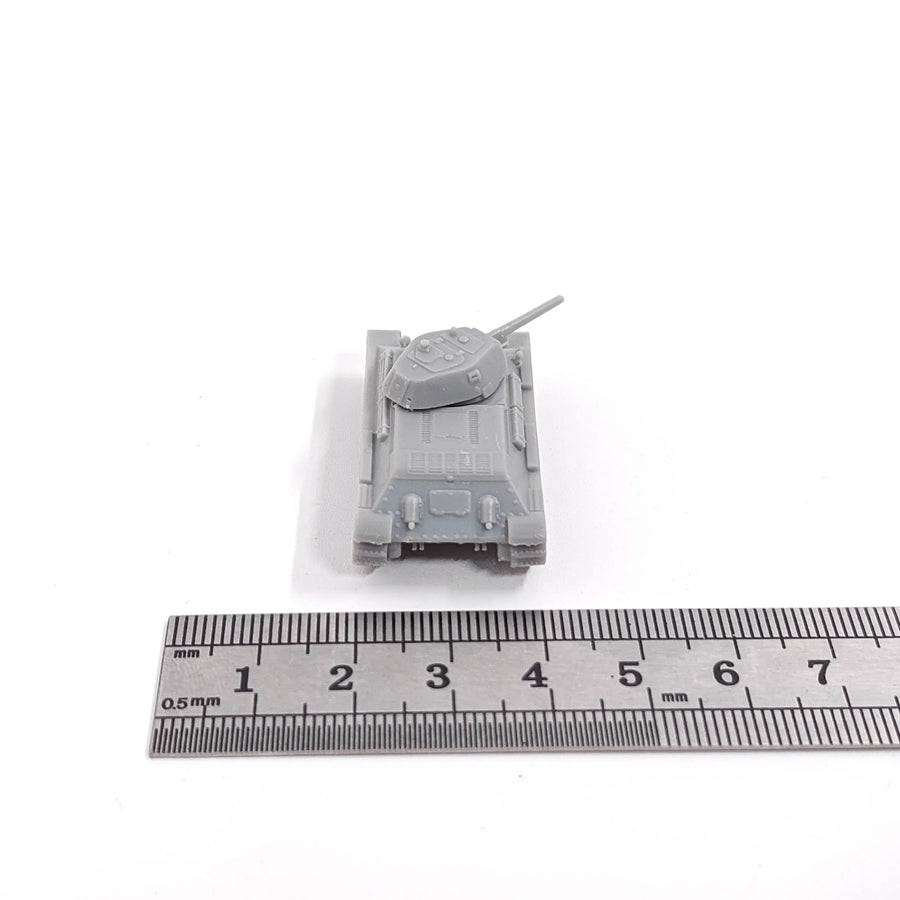 T-34-76 Soviet Tank 1/144 Scale Resin Model Kit - 1/144 resin model view 4