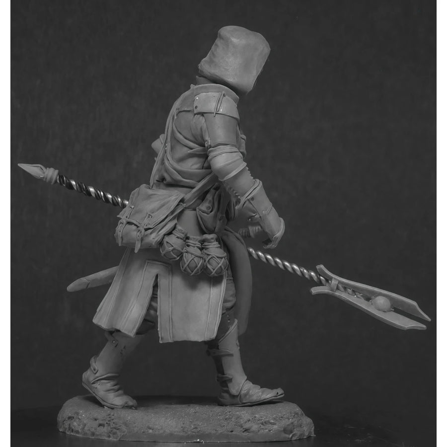 Fantasy Female Warrior with Curved Sword 54mm Resin Figure Kit - resin model view 3