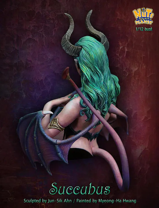 Succubus Demon with Horns & Wings 1/12 Resin Bust - 1/12 resin model view 5
