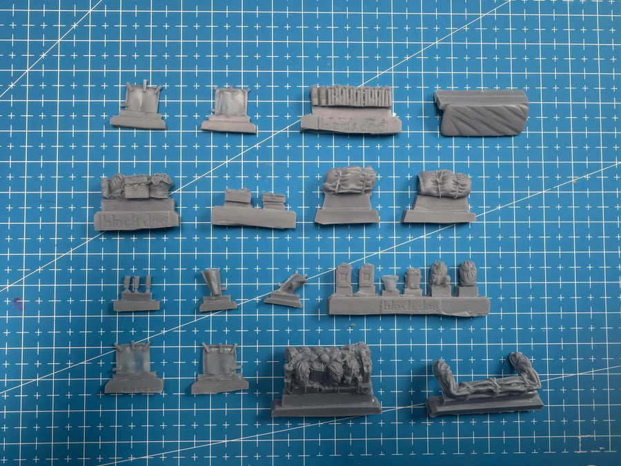 WWII German Sd.Kfz.251 Halftrack 1/72 Resin Vehicle Kit - resin model view 2