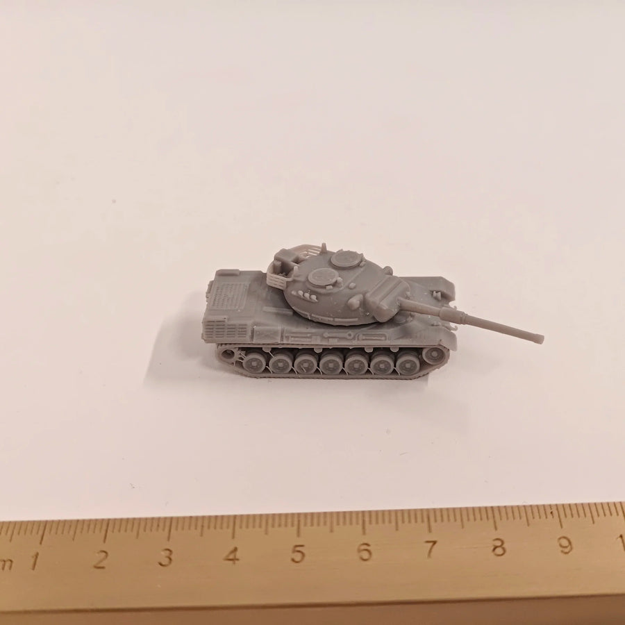 Leopard I Main Battle Tank 1/144 Scale Resin Model Kit - 1/144 resin model view 4