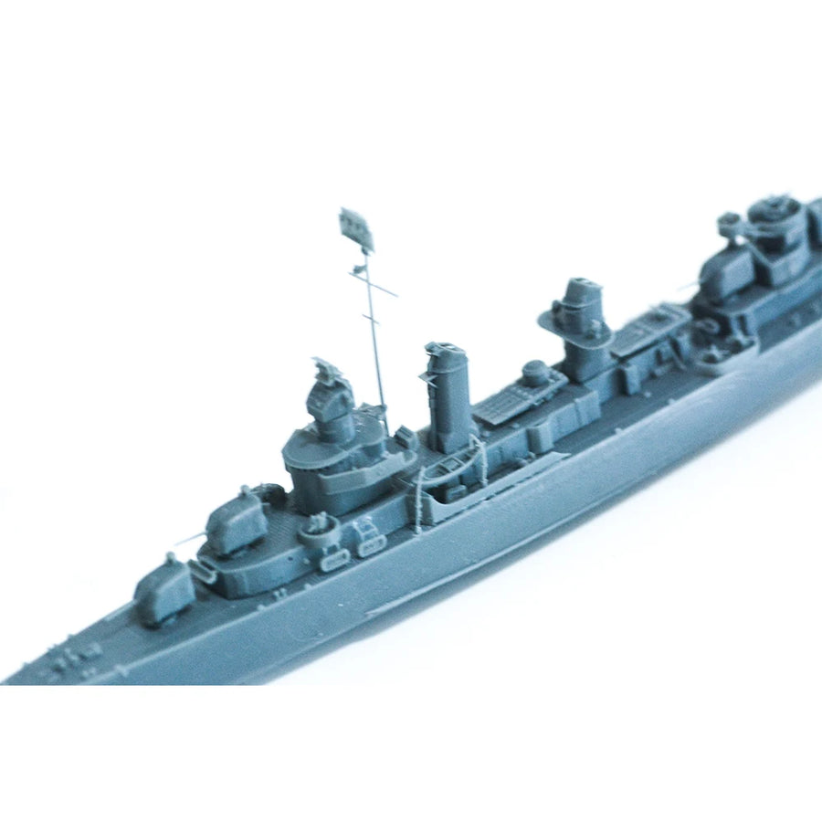 USN Fletcher-Class Destroyer DD-445 1942 1/700 Resin Model Kit - 1/700 resin model view 2