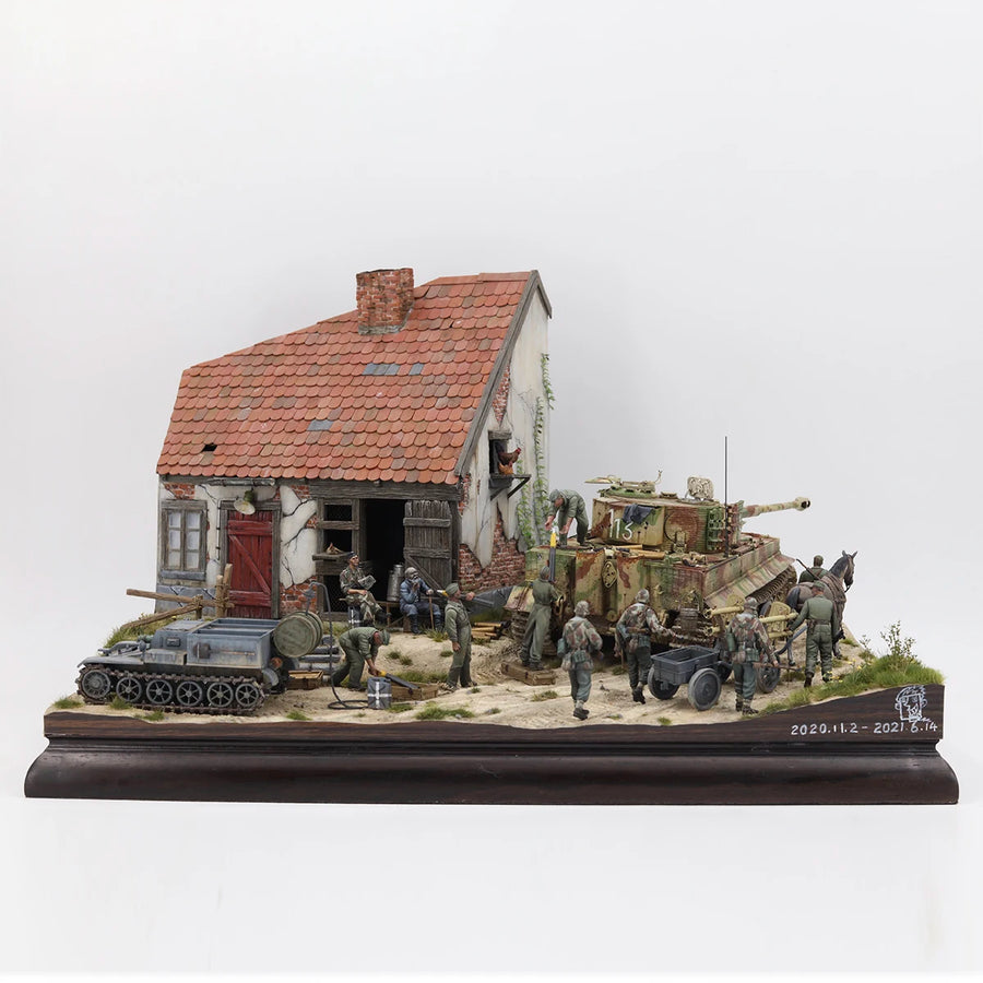 WWII European Village House 1/35 Resin Diorama Kit with Tank Base - 1/35 resin model view 3