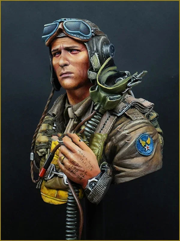 WWII US Fighter Pilot with Goggles 1/10 Resin Bust - 1/10 resin model view 3