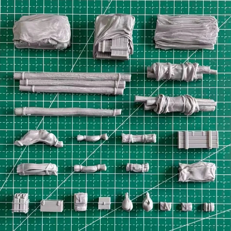 WWII Stowage Props Set 1/35 Resin Diorama Kit - 1/35 resin model view 4