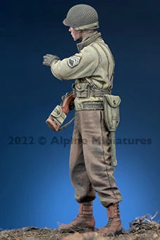 WWII US Army Infantry Soldier 2-Figure Set 1/35 Scale Resin Kit - 1/35 resin model view 6