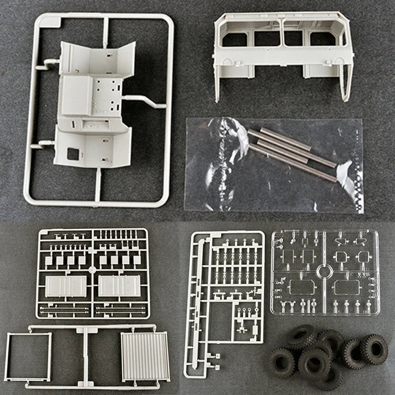 M1120 HEMTT Load Handling System 1/35 Resin Model Kit - 1/35 resin model view 3