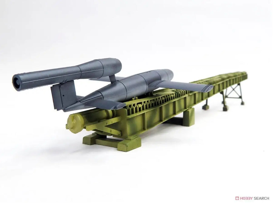 Fieseler Fi 103 V-1 Missile Launch Site WWII 1/72 Resin Model Kit - 1/72 resin model view 2