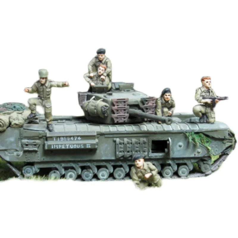 WWII British Tank Rescue Team 1/72 Resin Figure Set - 1/72 resin model view 3