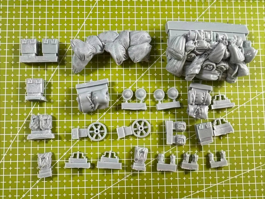 Bren Carrier Accessories Set No. 2 1/35 Resin Model Kit - 1/35 resin model view 2