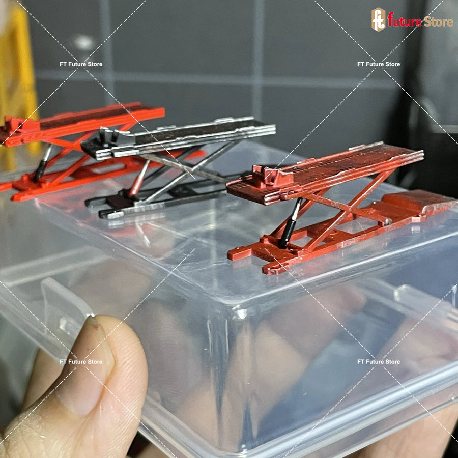 Motorcycle Garage Lift Maintenance Diorama Resin Model Kit 1:64 Scale - 1/64 resin model view 6