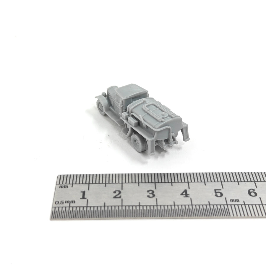 Soviet ZiS-5 Refueller Truck 1/144 Scale Resin Model Kit - 1/144 resin model view 4