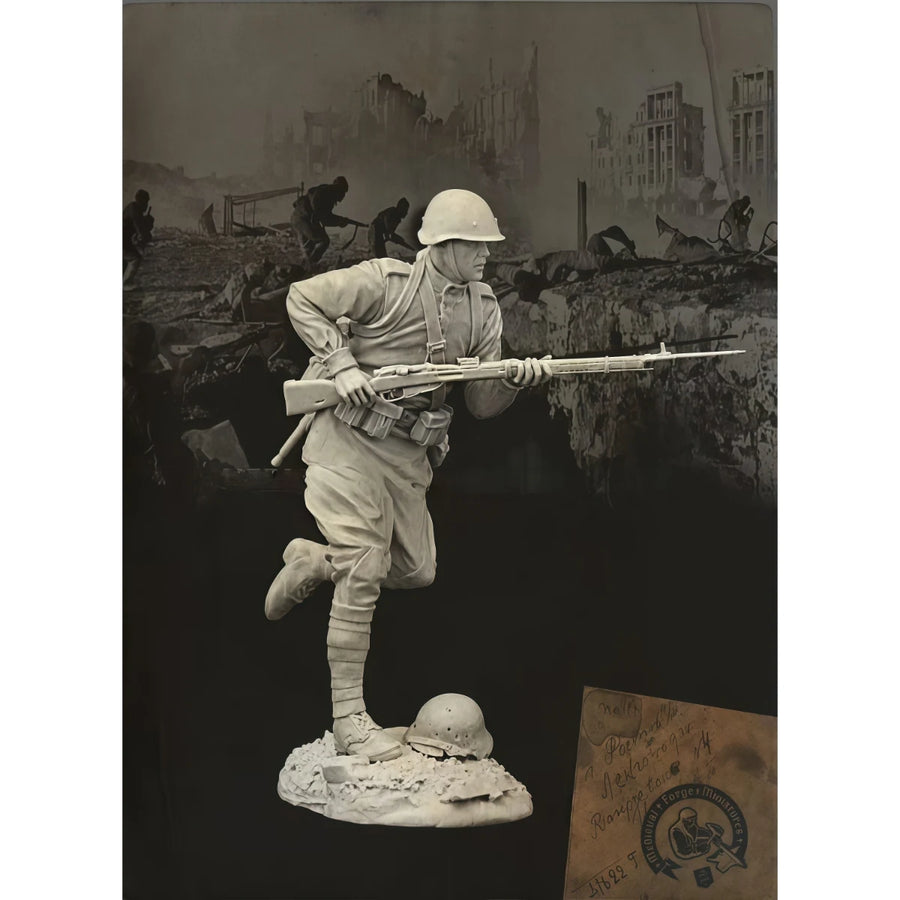WWI British Soldier Advancing 1/24 Resin Figure - 1/24 resin model view 2