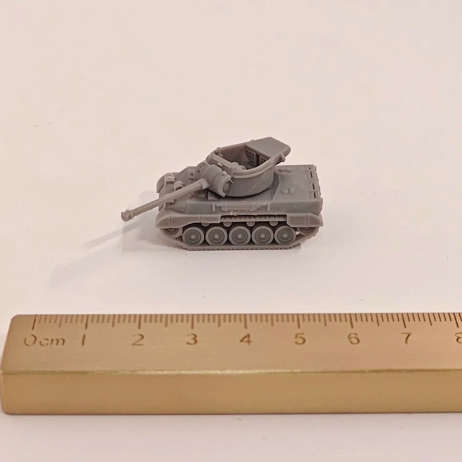 M4 Sherman Medium Tank 1/144 Resin Model Kit - 1/144 resin model view 3