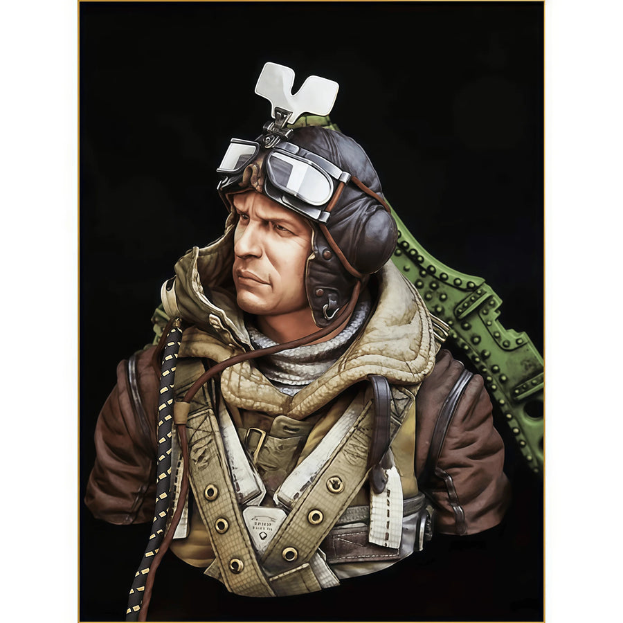 Modern Military Pilot with Headlamp 1/12 Resin Figure Kit - 1/12 resin model view 3