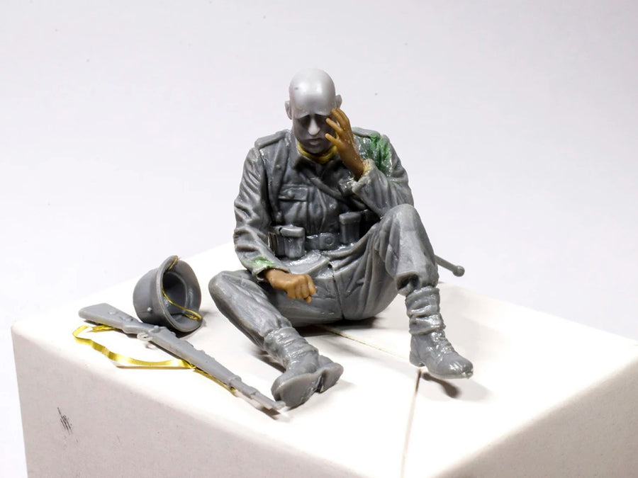WWII German Soldier Seated Resting 1/35 Resin Figure Kit - resin model view 2