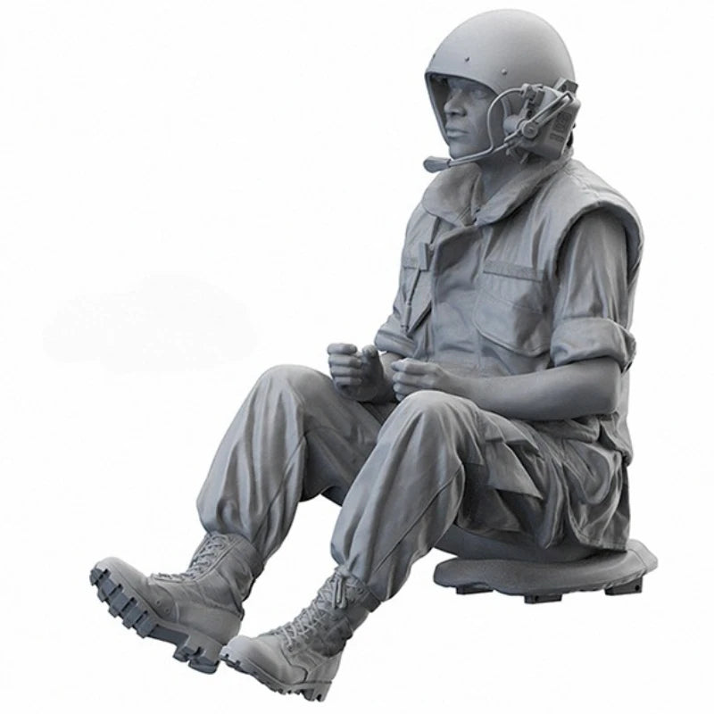 1960s Vietnam War APC Driver 1/16 Resin Figure Kit - 1/16 resin model view 3