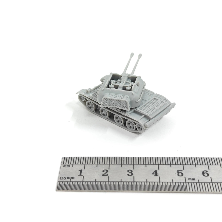 Soviet ZSU-57-2 Self-Propelled Anti-Aircraft Gun 1/144 Resin Kit - 1/144 resin model view 4