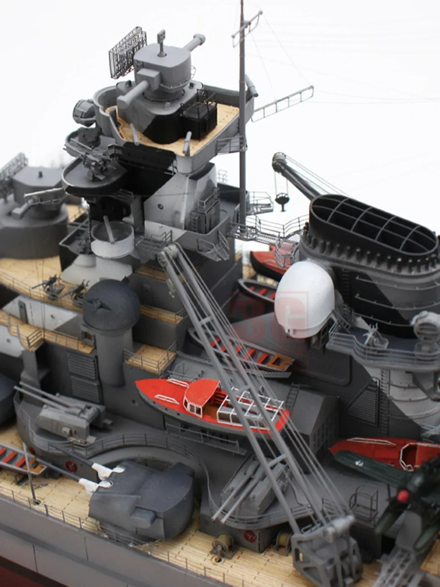 German Battleship Bismarck 1/350 Scale Resin Model Kit - 1/350 resin model view 3
