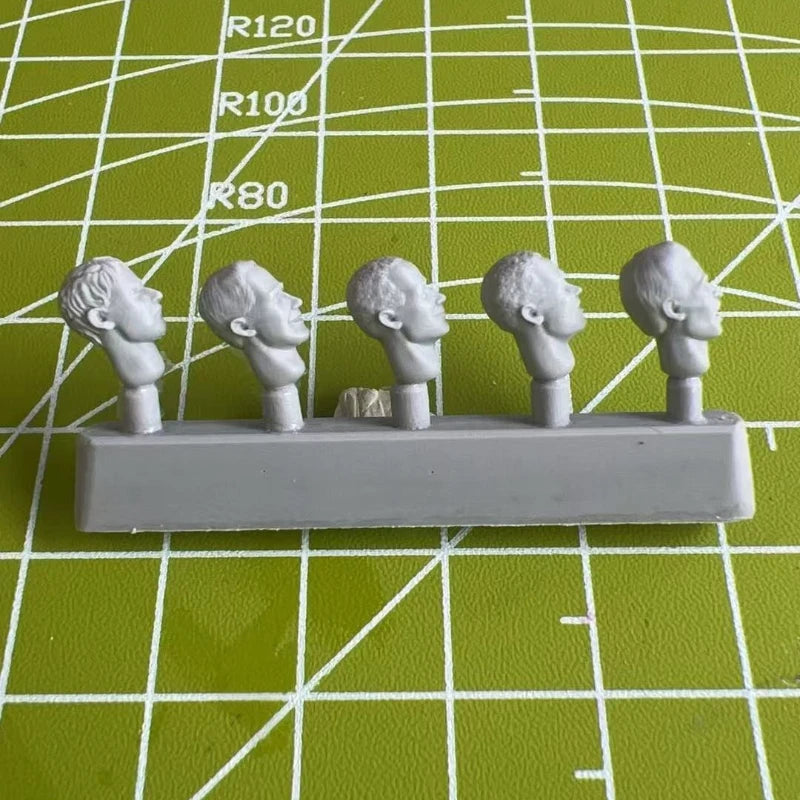 1/35 Scale Military Soldier Head Variants Resin Model Kit - 1/35 resin model view 3