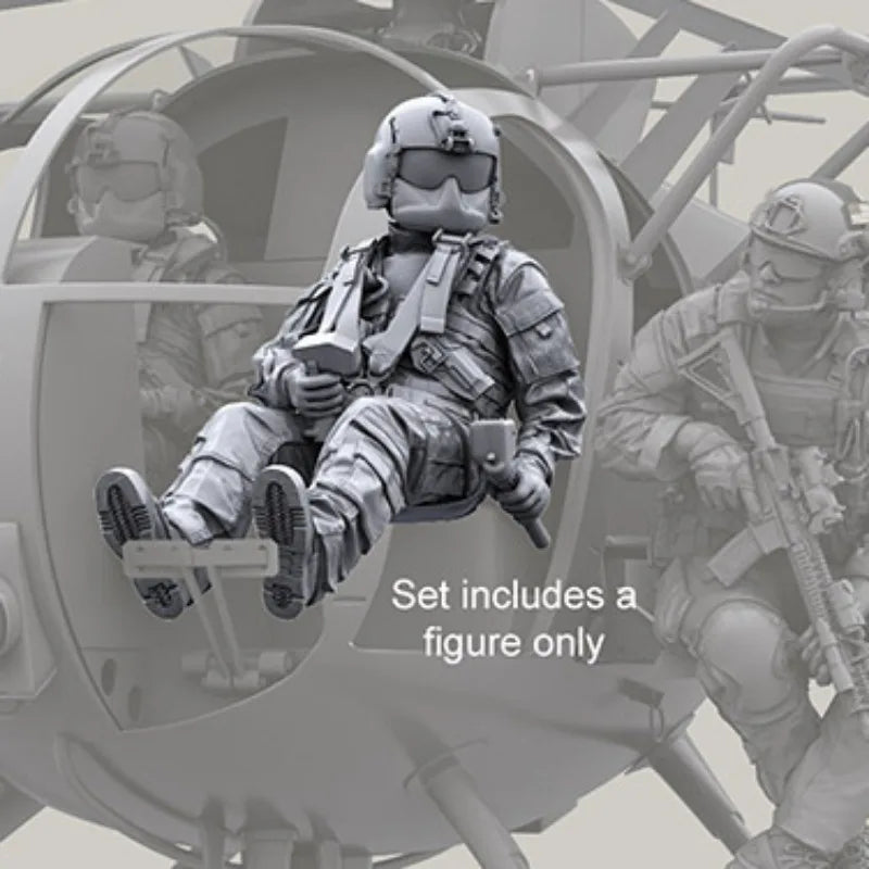 Modern US Army Blackhawk Helicopter Pilot 1/35 Resin Figure - 1/35 resin model view 2