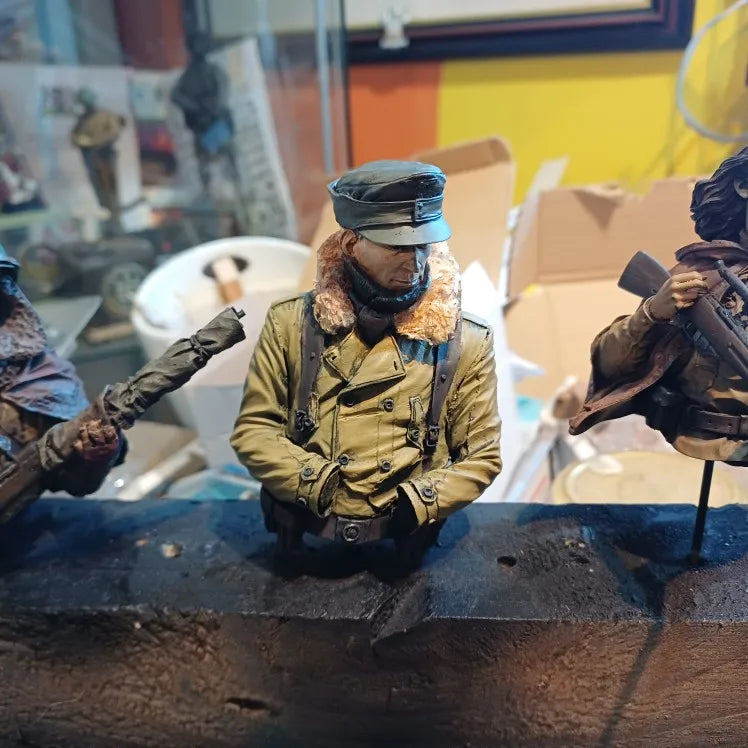 WWII German Mountain Trooper with Rifle Resin Bust Figure - resin model view 5