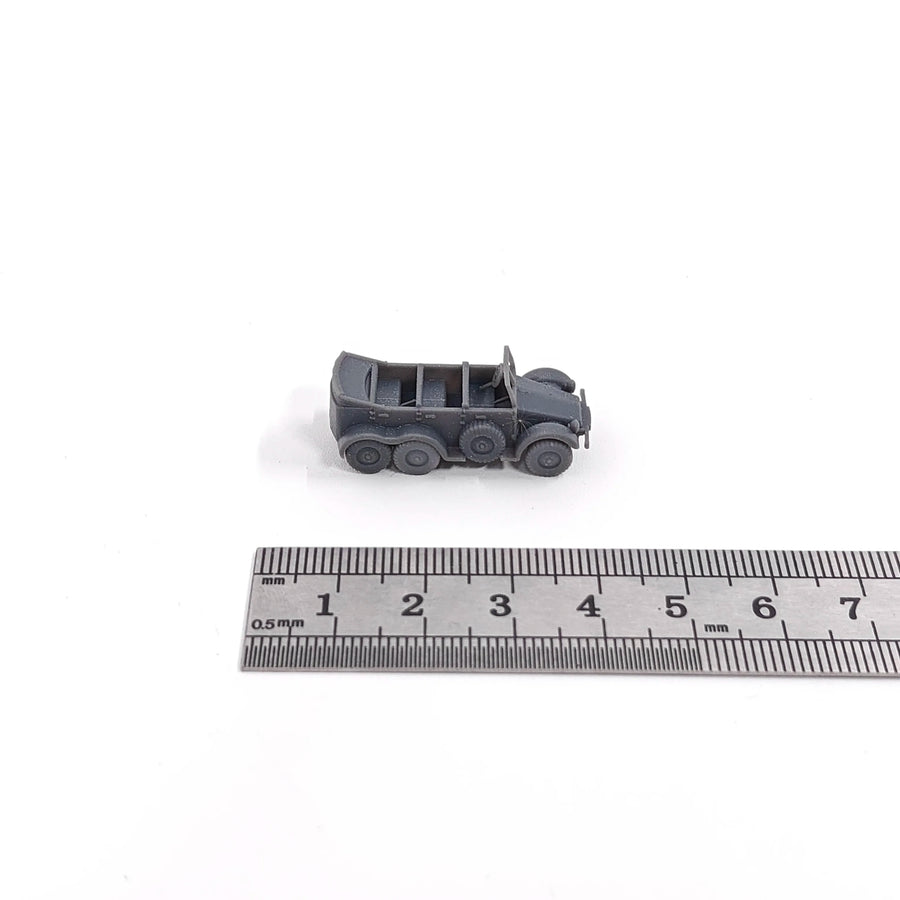 WWII German Kfz.21 Staff Car 1/144 Scale Resin Model Kit - 1/144 resin model view 2