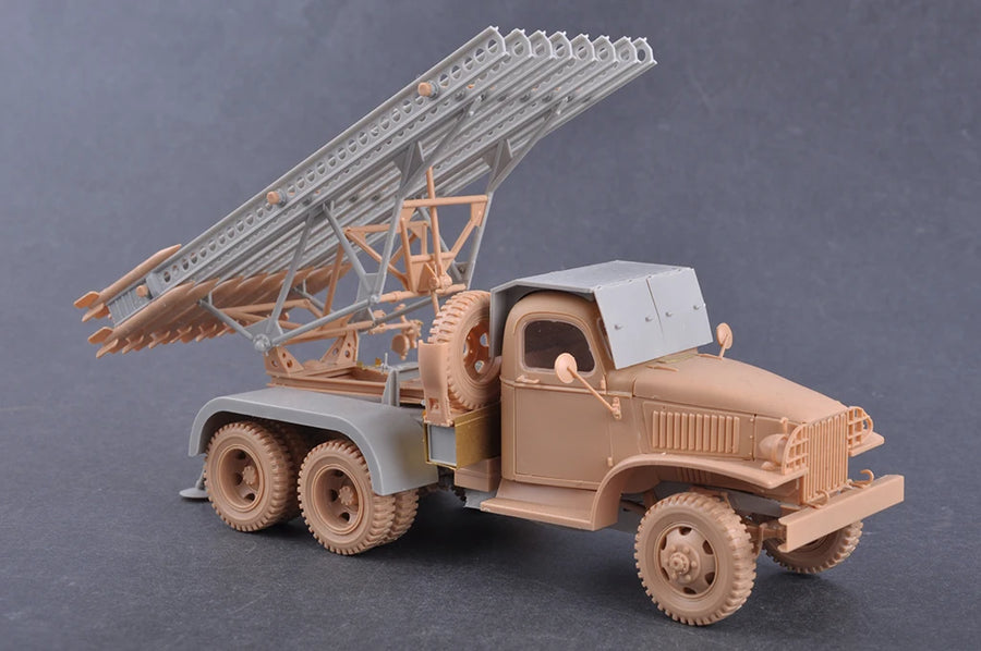 Soviet GAZ-AAA BM-13 Katyusha Rocket Launcher 1/35 Resin Kit - 1/35 resin model view 3