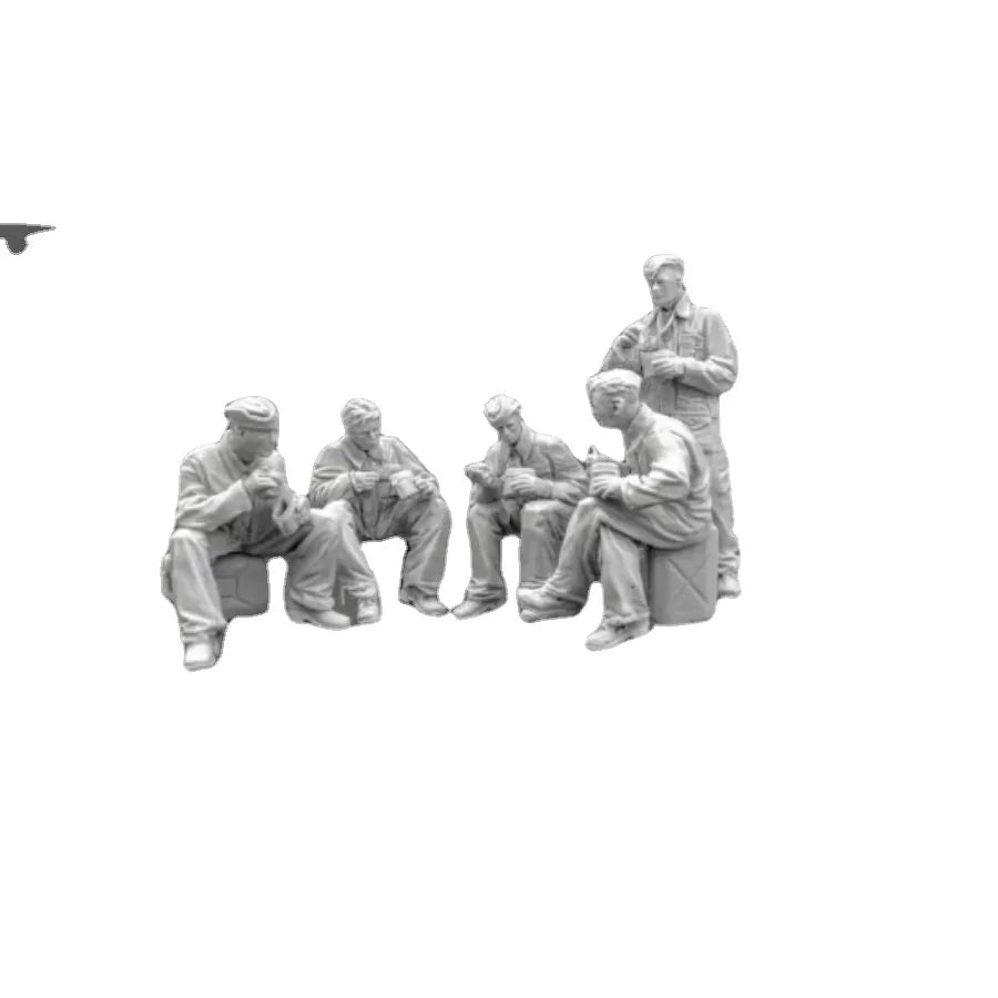 WWII German Tank Crew Eating 5-Figure Diorama Set 1/35 Resin Kit - 1/35 resin model view 3