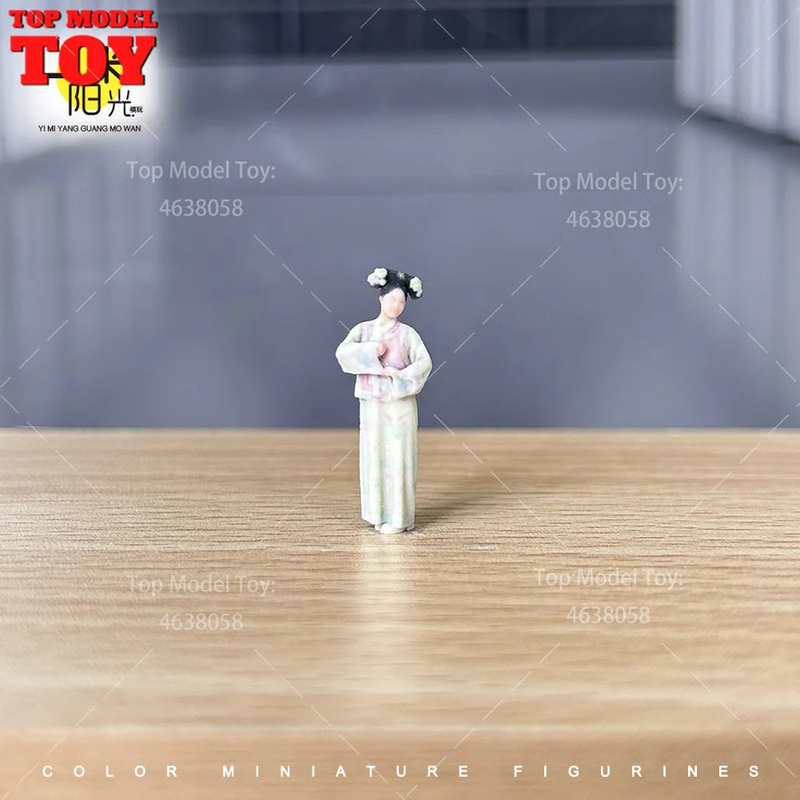 Qing Dynasty Girl in Traditional Hanfu 1/64 Resin Figure - 1/64 resin model view 2