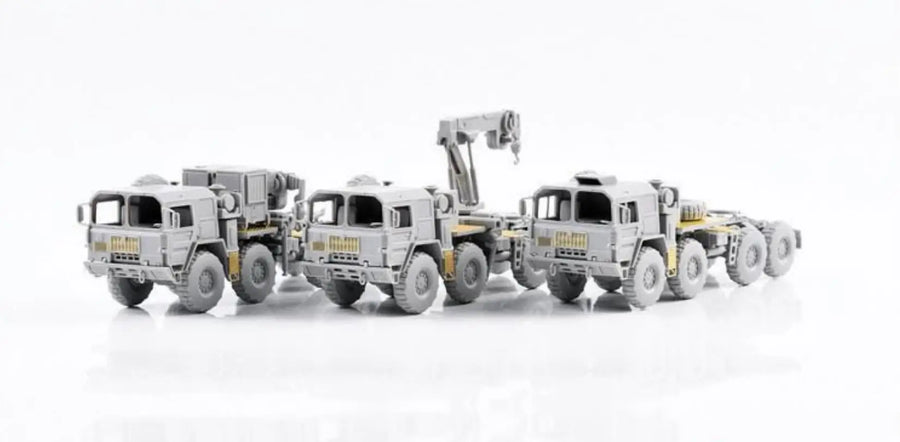 German MAN KAT1 M1013 8x8 High-Mobility Truck 1/72 Resin Kit - 1/72 resin model view 2