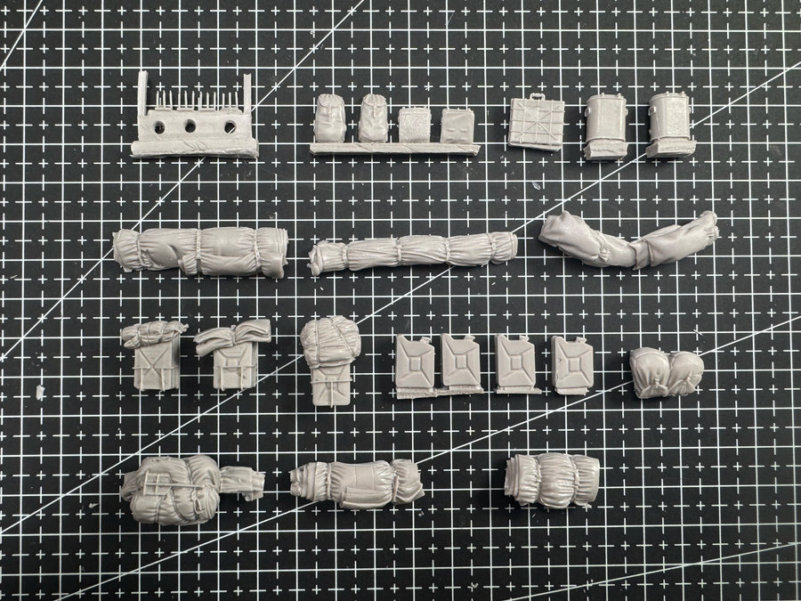 WWII German Half-Track Crew 1/35 Resin Figure Kit Set - 1/35 resin model view 2