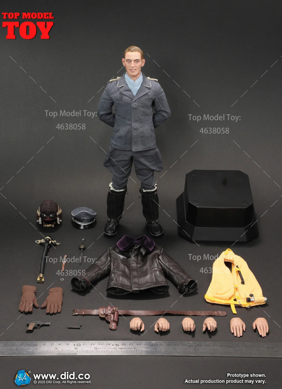 WWII German Luftwaffe Fighter Ace Pilot 1/6 Resin Figure - 1/6 resin model view 6