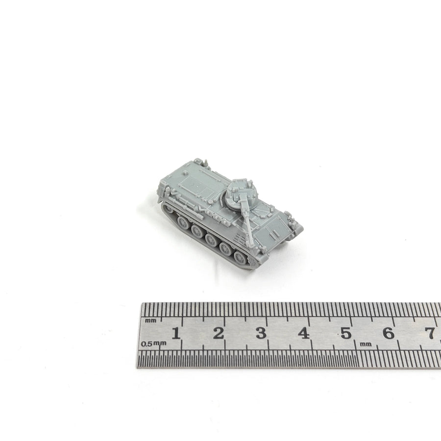 Modern Marder 1A3 Infantry Fighting Vehicle with Crew Camouflage 1/35 Resin Kit - resin model view 3