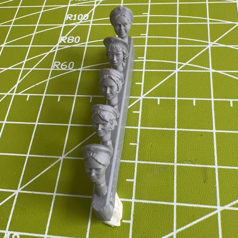 Female Soldier Head Conversion Set 1/35 Resin Figure Parts Kit - 1/35 resin model view 2